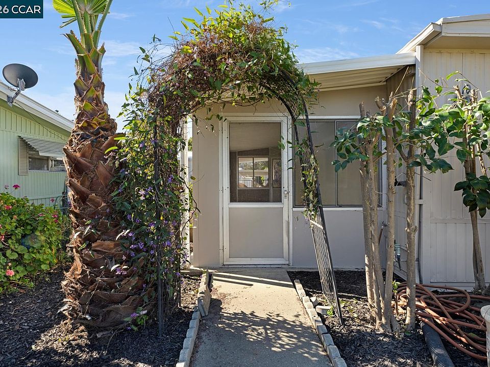 1st image of 2159 Dalis Dr #106