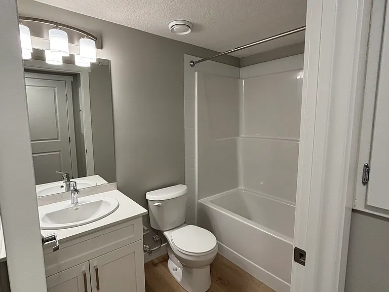 418 Tamarack Blvd NW — Photo 8