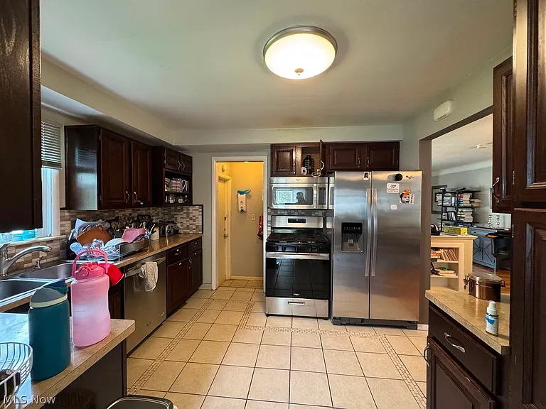 23920 Glenhill Dr — Photo 6