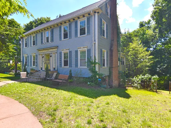 541 Willow St, Waterbury, CT 06710