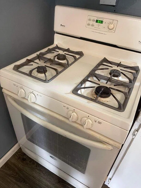 Studio, 600 sqft, $1,000 — Photo 4