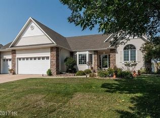 910 NE 34th St, Ankeny, IA 50021