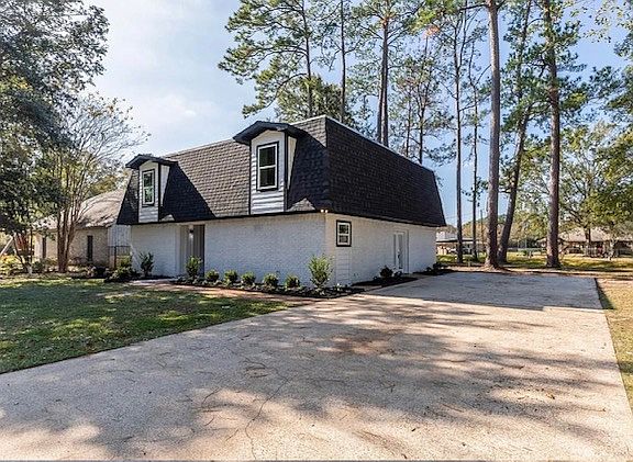 2nd image of 185 El Pinto Dr