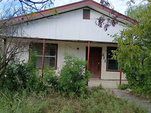 211 Arteaga St, Del Rio, TX 78840