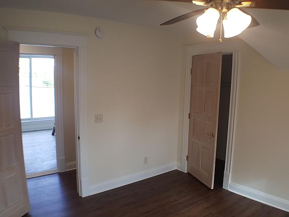 5th image of 3034 Knox Ave S APT 4