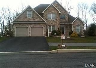 1st image of 1460 Willow Dr