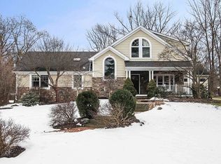 37 Pine Ct, New Providence, NJ 07974