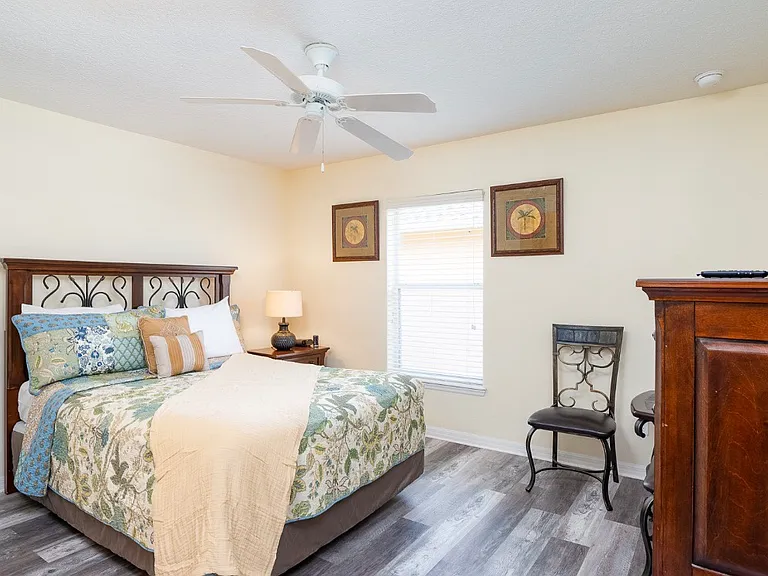 2178 Royal Ridge Dr — Photo 14