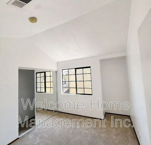 34769 Comstock Cmn — Photo 14