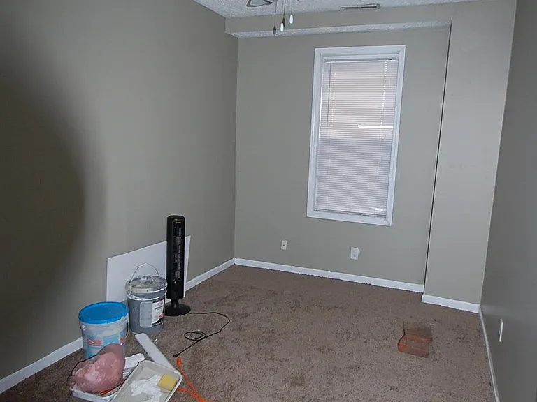 2427 W Clifton Ave #2 — Photo 3