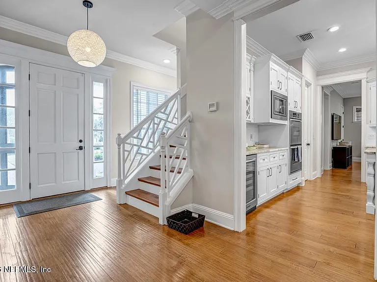 548 Le Master Dr — Photo 5