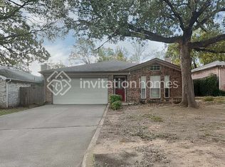 1213 Glen Creek Dr, Mansfield, TX 76063