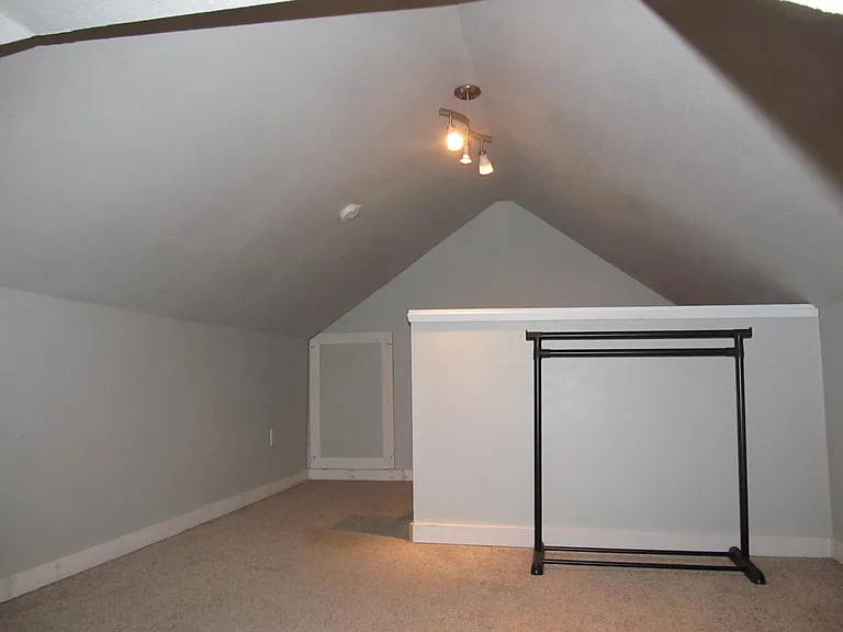 2223 Rucker Ave — Photo 8