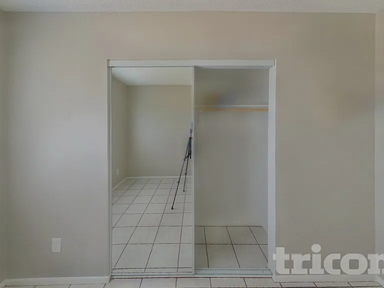 6215 W Garfield St — Photo 11