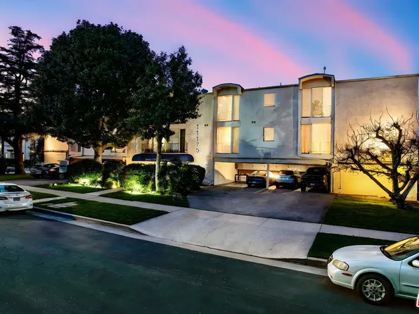 11175 Huston St, North Hollywood, CA 91601