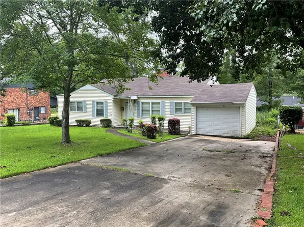 1008 S 12th Ave, Lanett, AL 36863