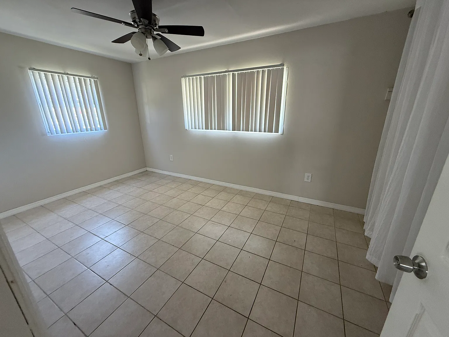 2 bed, 805 sqft, $1,500 — Photo 3