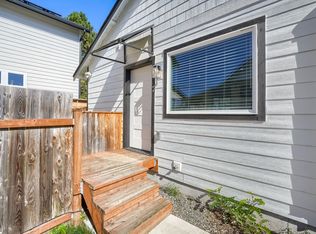5225 S J St, Tacoma, WA 98408