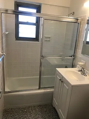 Rented by Carlyle Property Management | media 20