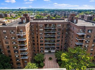 67-76 Booth St APT 8L, Queens, NY 11375