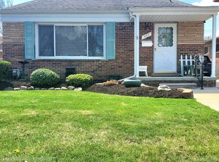 287 Leroy Ave, Clawson, MI