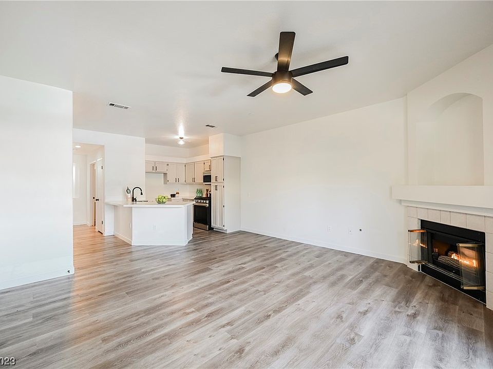 1st image of 5415 W Harmon Ave Unit 1115