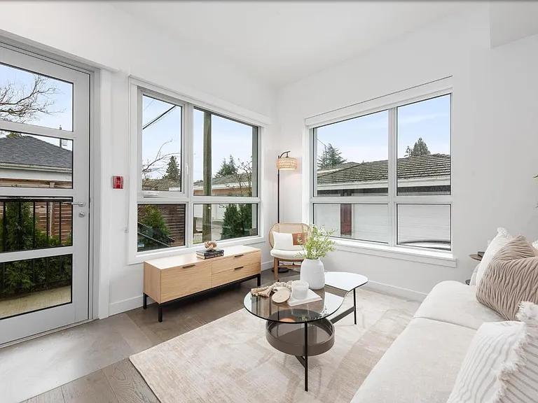 6308 Cambie St — Photo 3
