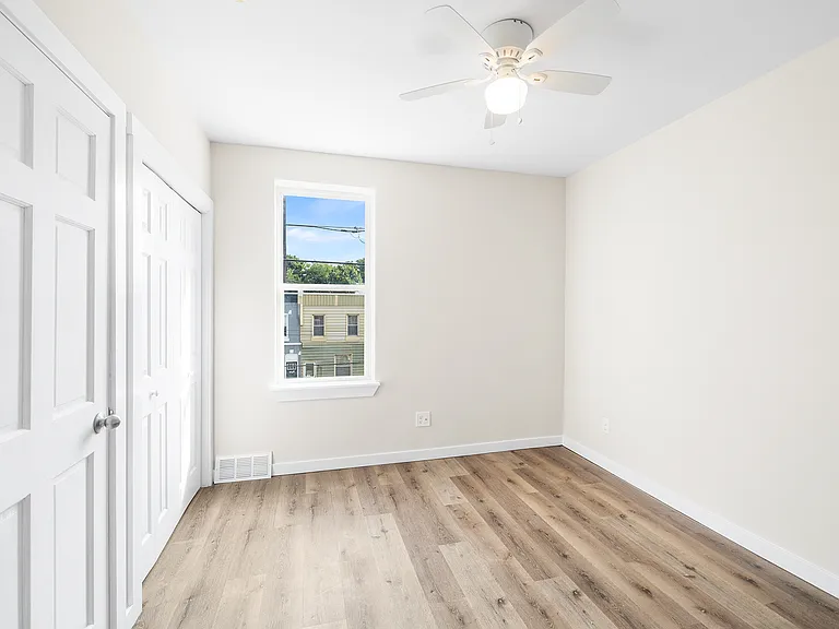 4900 Kingsessing Ave #2 — Photo 9