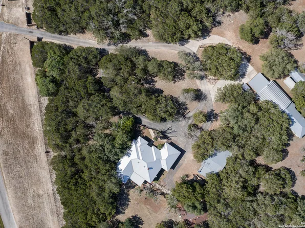 144 FLAT ROCK CREEK RD, Comfort, TX 78013