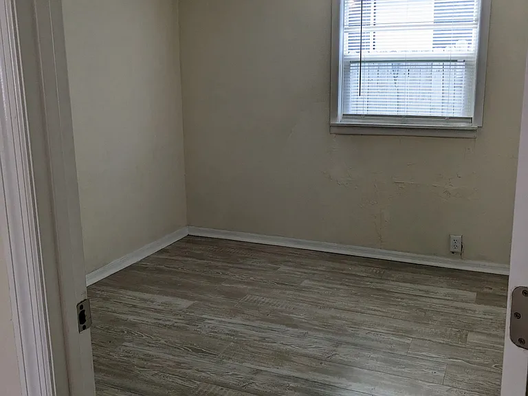 603A Ermine St #A — Photo 13