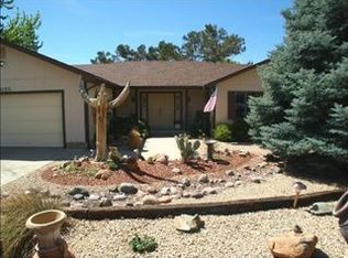 11055 E Ironwood Ln, Dewey, AZ 86327