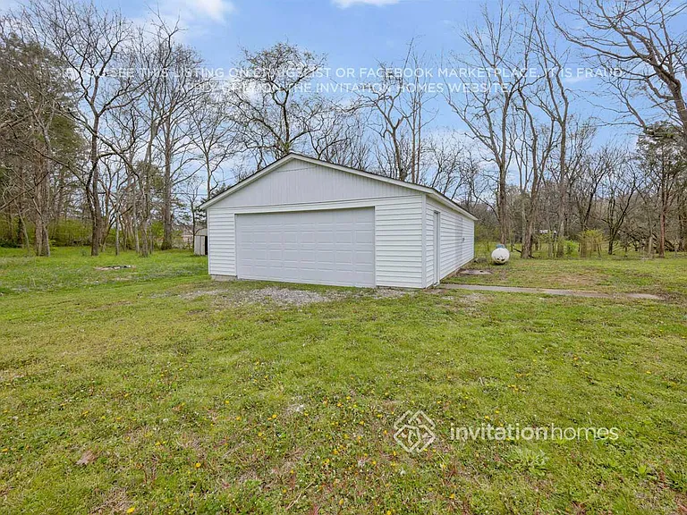 309 Edwards St — Photo 28