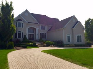 1084 Country Ln, Bourbonnais, IL