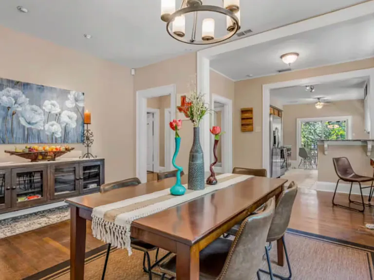 4303 Vandelia St — Photo 11