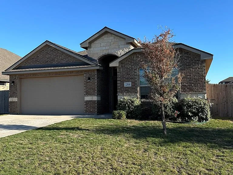 2308 Scenic Rd — Photo 1
