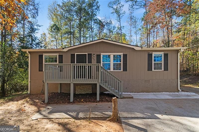 1st image of 3019 Granite Dr NE