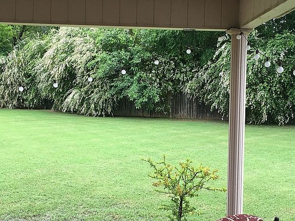 2nd image of 211 Billy Davis Dr
