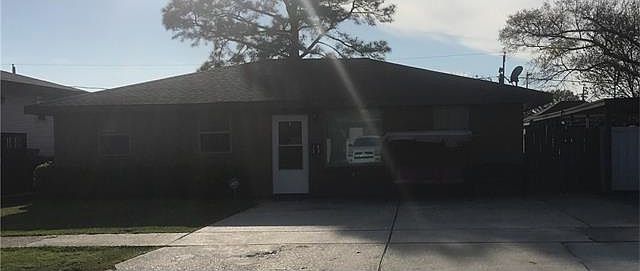 1st image of 1836 Redwood Dr