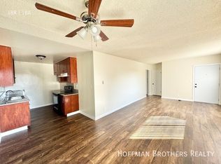 6727 Cleon Ave #17A, North Hollywood, CA 91606