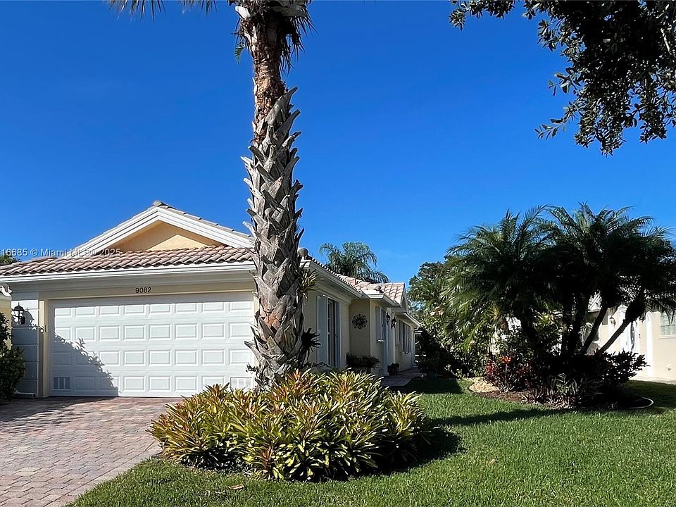 1st image of 9082 SE Retreat Dr