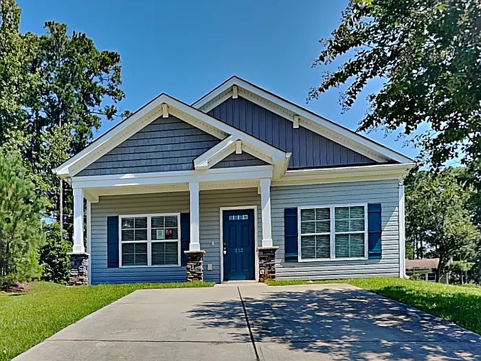 232 Saint Andrews Place Dr — Photo 1