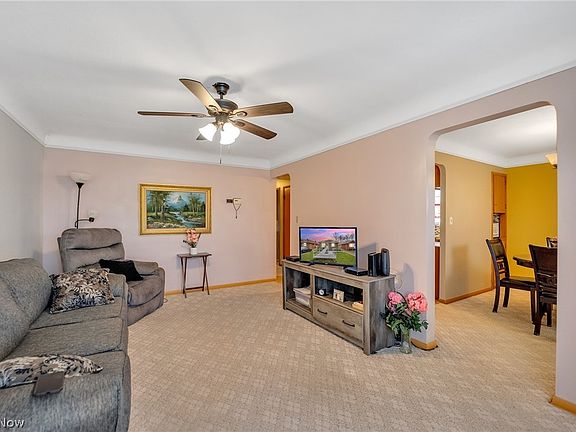 3rd image of 18613 Ponciana Ave