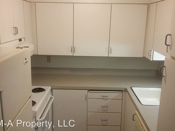 5th image of 14346 32nd Ave NE APT 8