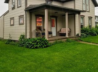 317 E 2nd St, Brooklyn, IA 52211