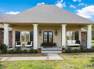 28867 Nottoway St, Livingston, LA 70754