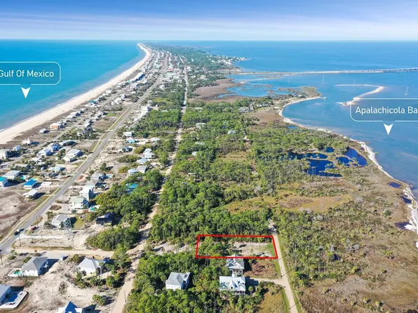 696 E Bay Shore Dr, Eastpoint, FL 32328