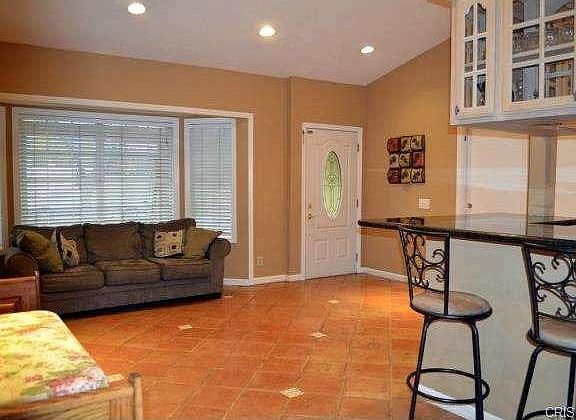 4th image of 32102 Green Hill Dr