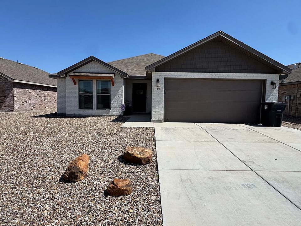 1st image of 1308 Masquerade Blvd