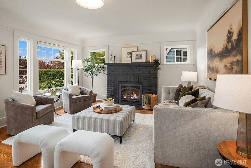 5th image of 1736 Palm Avenue SW