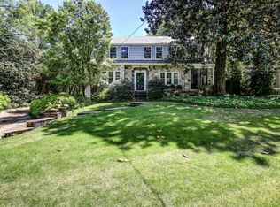 2489 Montview Dr NW, Atlanta, GA 30305